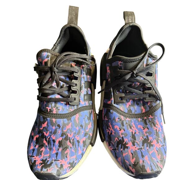 Adidas NMD_R1, Black & Pink Camouflage, Boost, Youth Size 5.5, Women's Size 7 - Picture 2 of 10